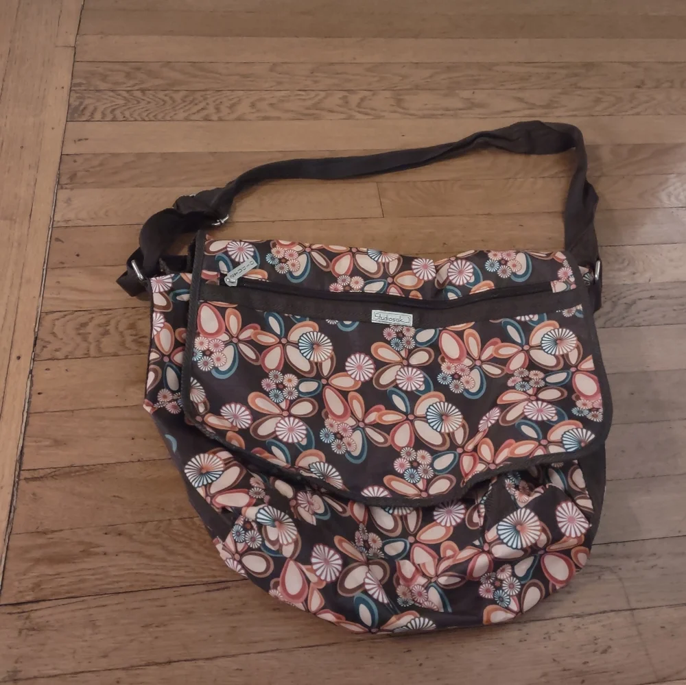 y2k brown tote bag with multicolor floral design from studiosak